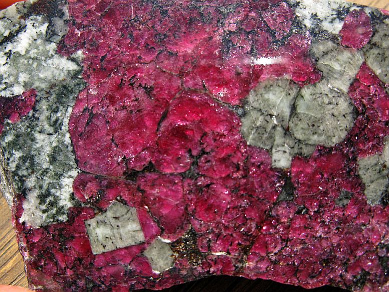 eudialyte21