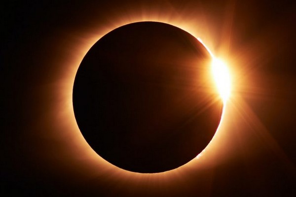 New Moon June 10, 2021 - Solar Eclipse Treachery