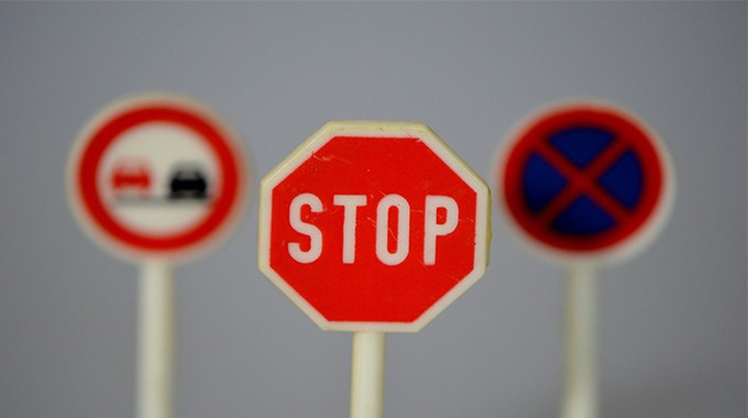 15 Things to Stop Doing Right Now (If You Want to Manifest Your Dreams) stop-sign