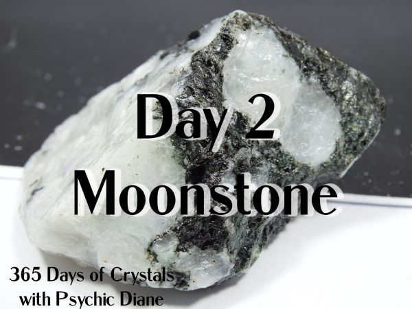 365 Days of Crystals - Day 2: Moonstone