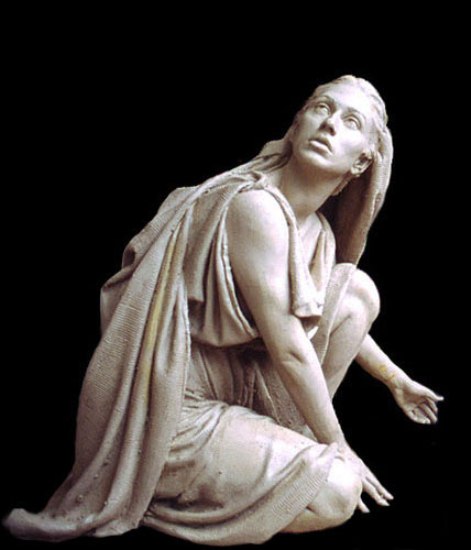 mary-magdalene-scupture