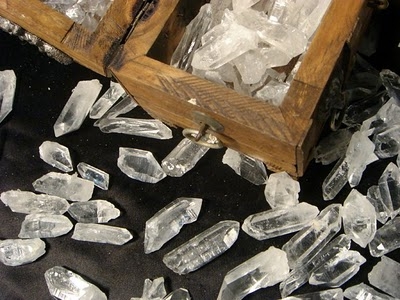 selecting_quartz_crystals