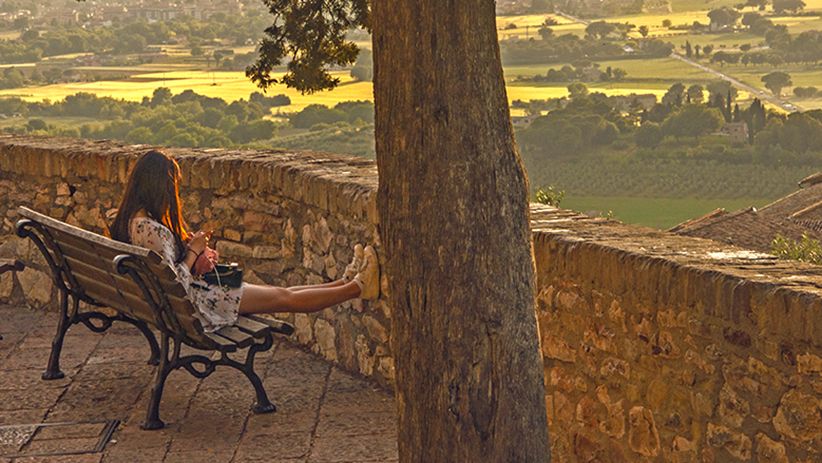 9 Powerful Benefits of Sitting in Silence 9 powerful benefits of sitting in silence