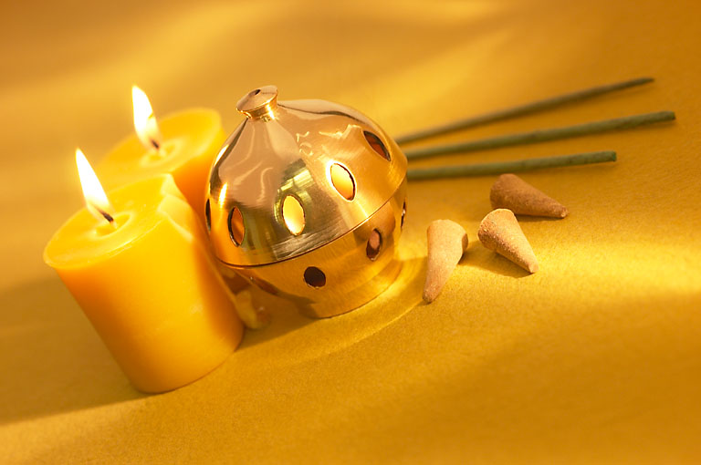 Candles and Incense candles-scents