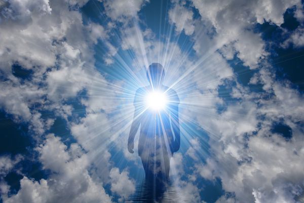 Transcending the Veil: Jennifer and Ashian on Death and Dying Transcending the Veil: Jennifer and Ashian on Death and Dying