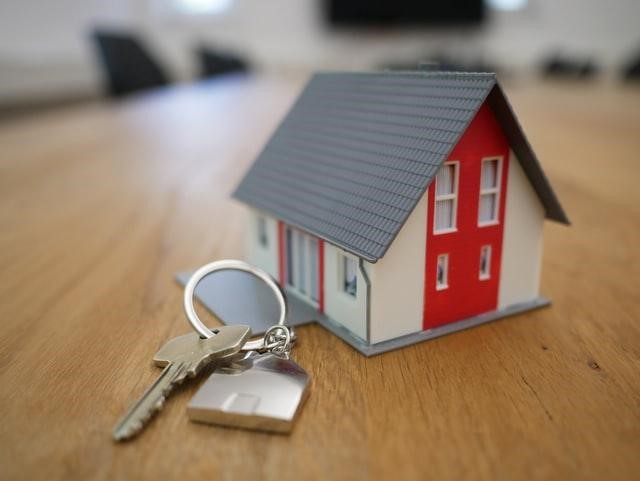 Planning to Buy an Estate and Protecting Your Family
