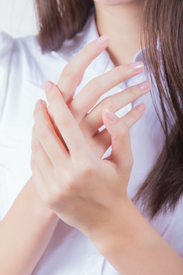  5 Quick Tips For Healthy And Strong Nails
