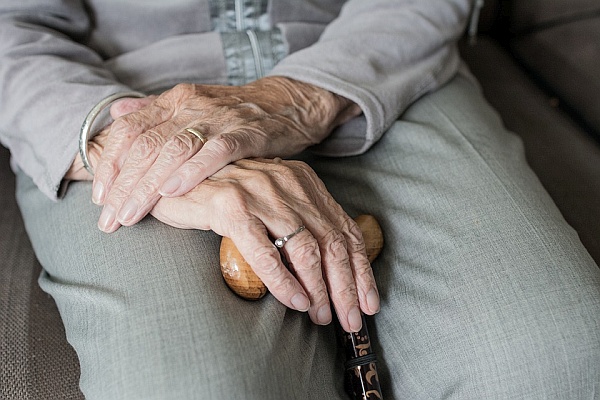 5 Tips To Encourage Senior To Take Care Of Themselves