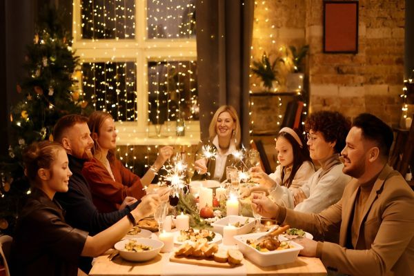 8 Tips to Survive this Holiday Season While Newly Sober