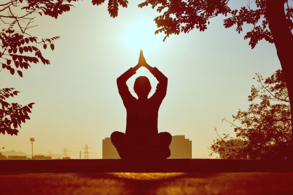 The Key Benefits of a Daily Self Guided Meditation Practice