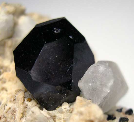 Spessarite Garnet spessarite_on_matrix