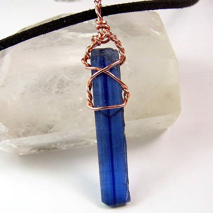 Kyanite-Pendant