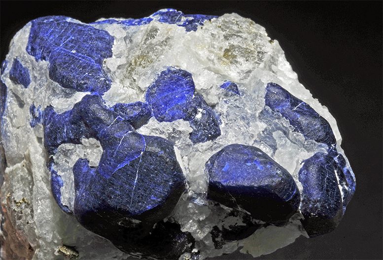 sodalite-pyrite