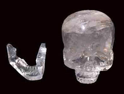 removable_mandible_on_atlantean_crystal_skull