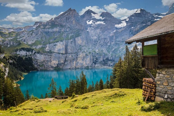 Recharge yourself in the landscapes of Switzerland