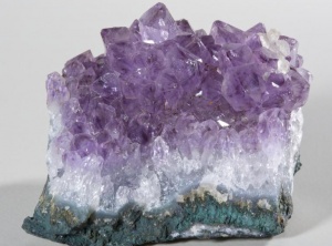 How to Read the Energy of Crystals (in 6 Simple Steps)
