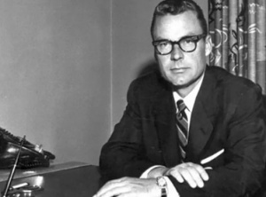 The Great Earl Nightingale Gave Us 29 Life-Changing Lessons