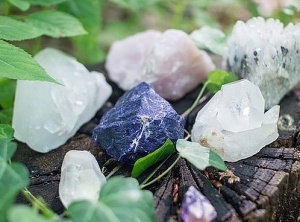 5 Crystals To Maximize The Energy Of A Full Moon