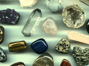 5 Healing Precious Stones That Keep Bad Energy At Bay