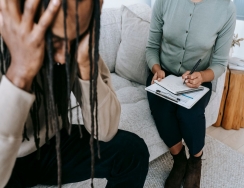 5 Signs That Your Family Would Benefit From Therapy