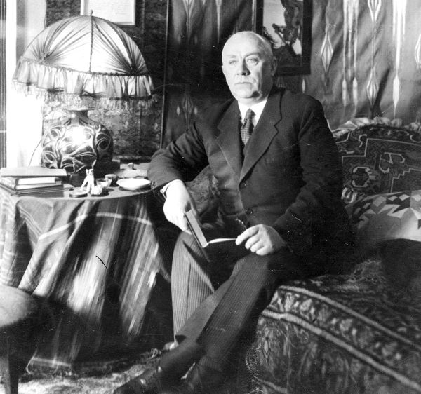 Stefan Ossowiecki: Engineer and Clairvoyant Who Saw Future! Stefan Ossowiecki: Engineer and Clairvoyant Who Saw Future!