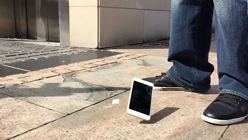 iPhone Dropping iphone-drop