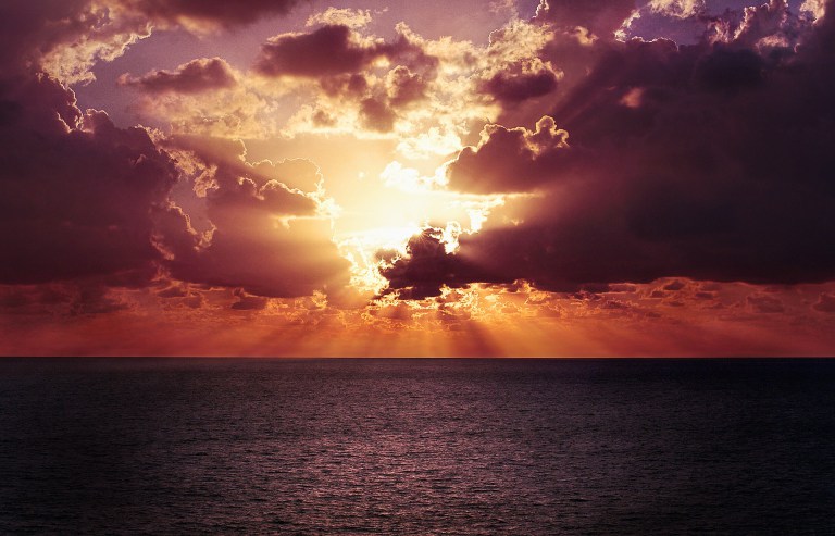 Is Beauty Really In the Eye of the Beholder? horizon