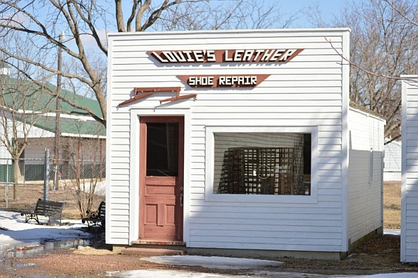 8 Kindness Lessons I Learned at the Shoe Repair Shop shoe repair