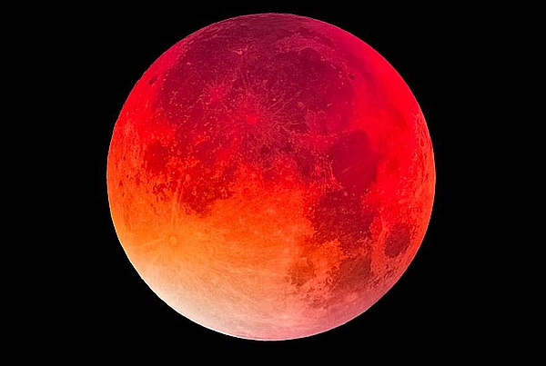 Transform Through the Super Blood Moon Eclipse - Goddess of Creation