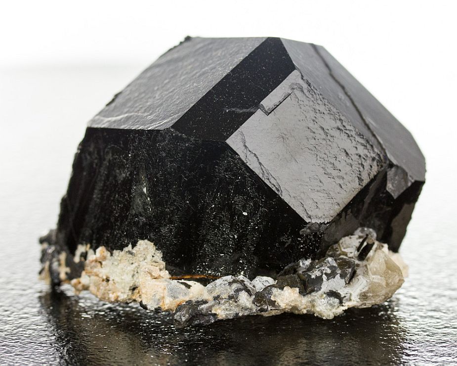 black-tourmaline