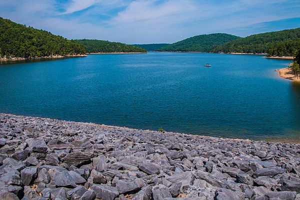 lake ouachita