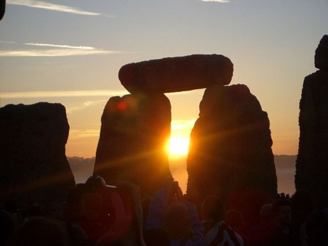 stonehenge solstice