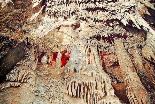 Kaškulak Cave: The Seat of Evil or a Scientifically Explained Anomaly?