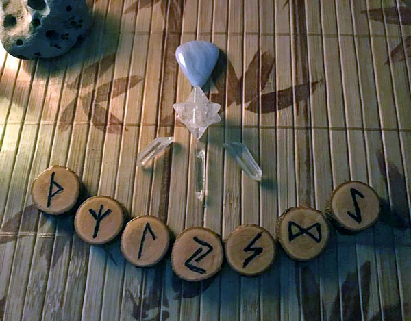 Weekly Rune and Moon for 16-22 February 2020 Weekly Rune and Moon for 16-22 February 2020