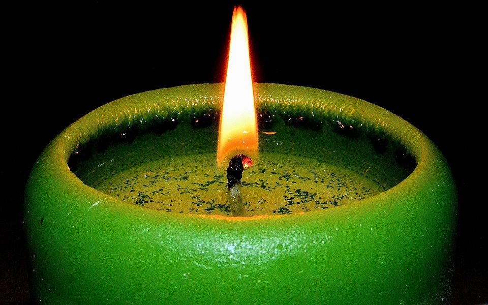 green candle