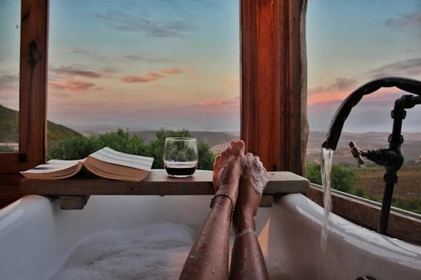 Elevate Your Bathroom: Transform It into a Luxurious Spa for Full Relaxation and Rejuvenation Elevate Your Bathroom: Transform It into a Luxurious Spa for Full Relaxation and Rejuvenation