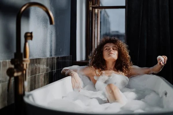 Elevate Your Bathroom: Transform It into a Luxurious Spa for Full Relaxation and Rejuvenation Elevate Your Bathroom: Transform It into a Luxurious Spa for Full Relaxation and Rejuvenation