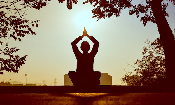 Top 8 Meditation Retreats for 2023/2024