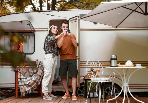 How To Plan a Safe and Romantic Caravan Camping