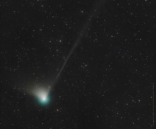 In January And February, A Bright Green Comet Will Race Across The Sky