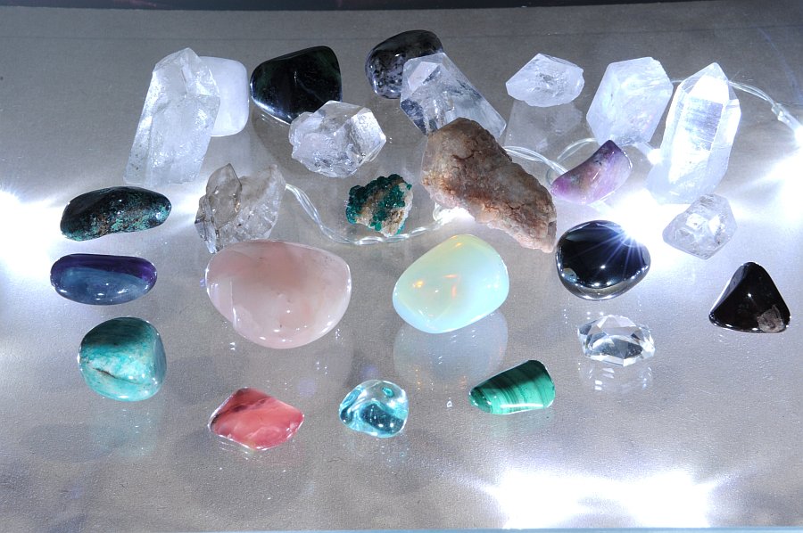 Metaphysical, Spiritual, Healing Uses Of Crystals And Stones