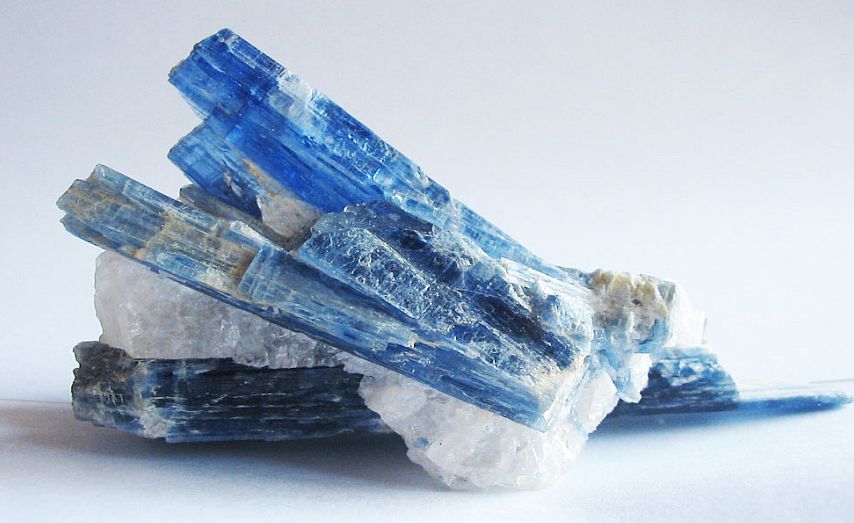 kyanite