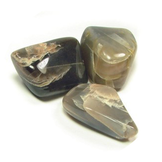 moonstone_black_tumbled