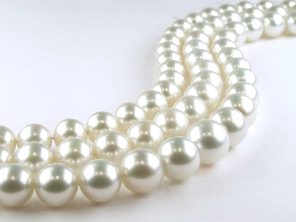 pearlnecklace