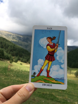 Tarot reading in nature outdoor-tarot