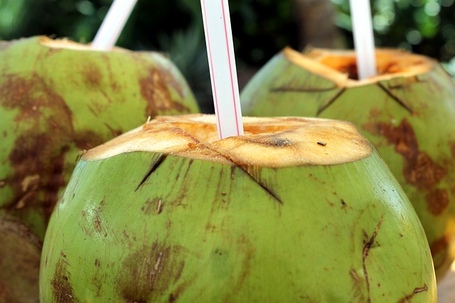 What Will Happen After Drinking Coconut Water For A Week? coconut-water