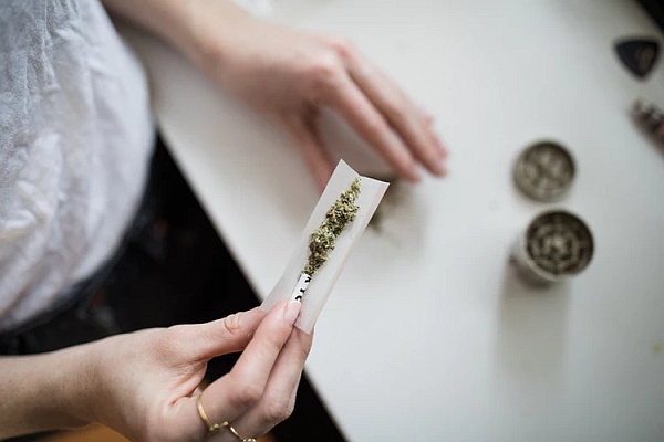 Cannabis And Anxiety: 5 Things You Need To Know anxiety21