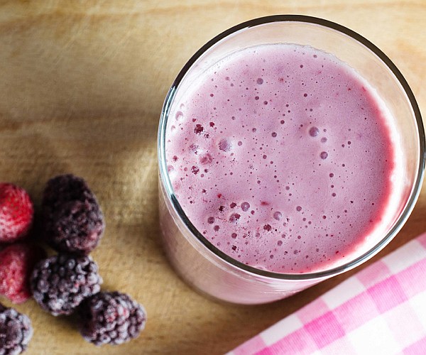 frozen-berry-smoothie