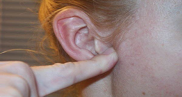Lose Weight Just By Pressing This Point Near Your Ear lose-weight-just-by-pressing-this-point-near-your-ear
