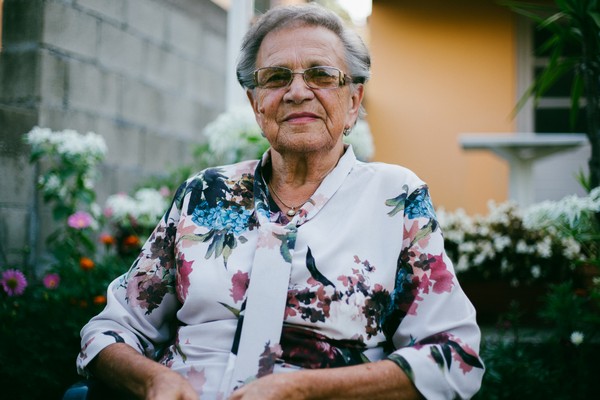 What Does It Mean to Age Gracefully (Mentally, Physically, & Emotionally) What Does It Mean to Age Gracefully (Mentally, Physically, & Emotionally)